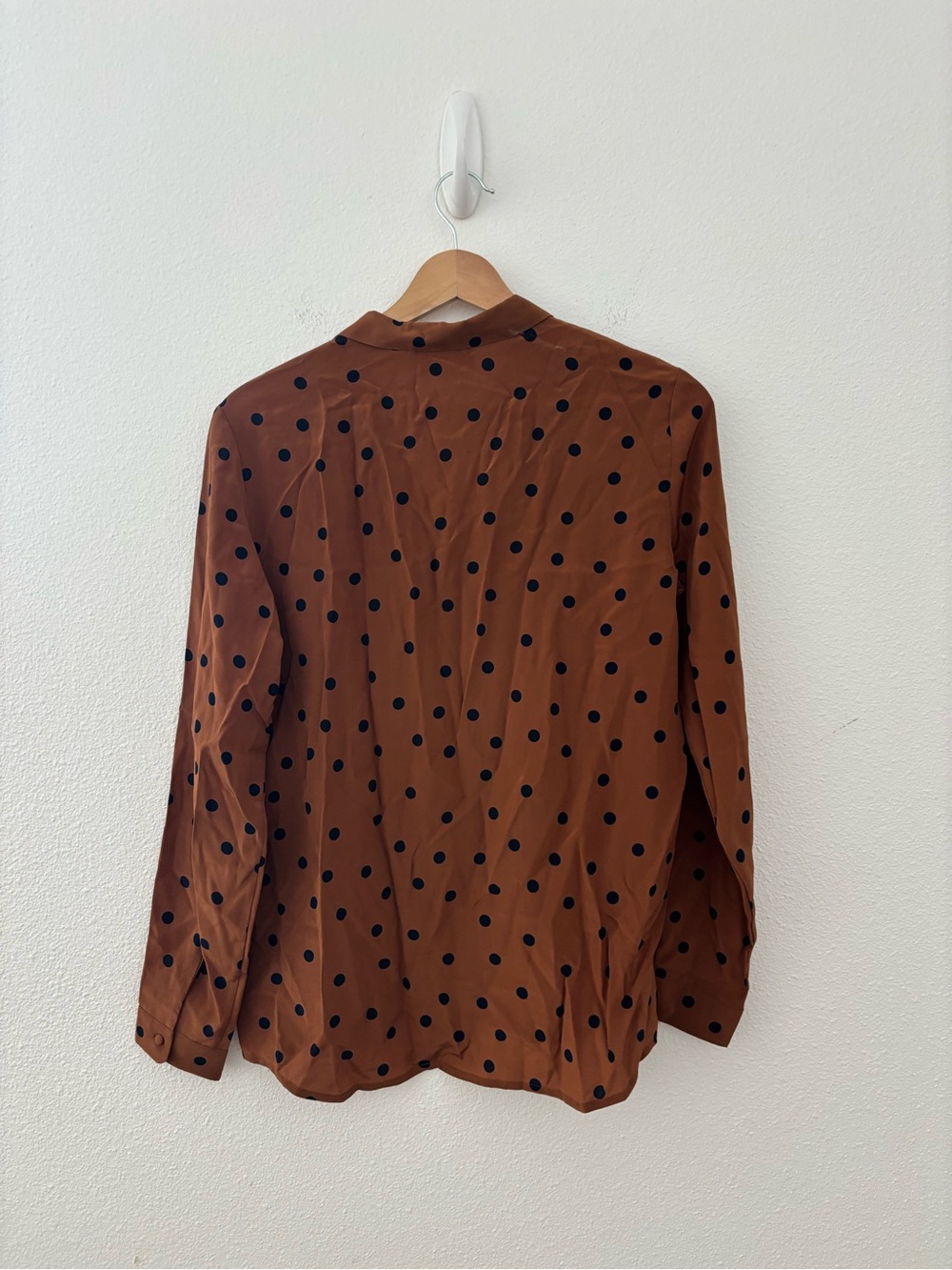 Sezane Ann shirt in brown and navy polka dot - Picture 3 of 5